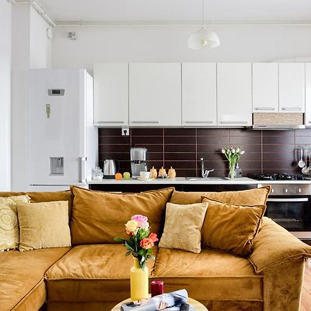 Ari - Ared Luxurious Apartments With Balcony & Free Parking Arad Luaran gambar