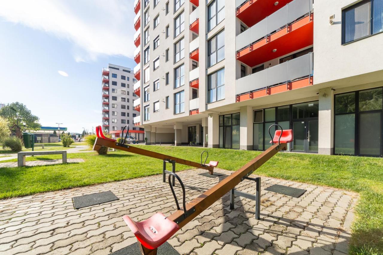 Ari - Ared Luxurious Apartments With Balcony & Free Parking Arad Luaran gambar