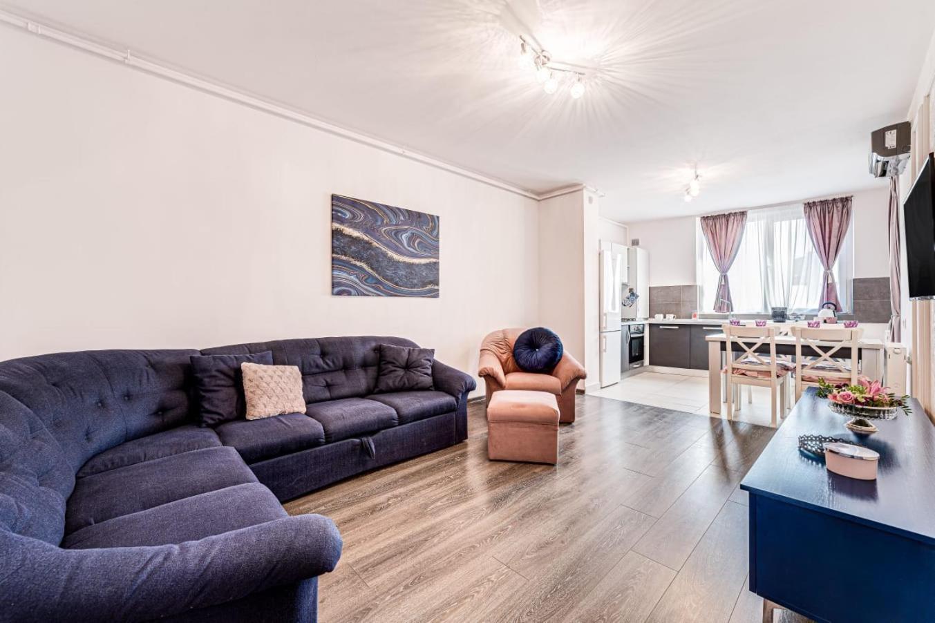 Ari - Ared Luxurious Apartments With Balcony & Free Parking Arad Luaran gambar