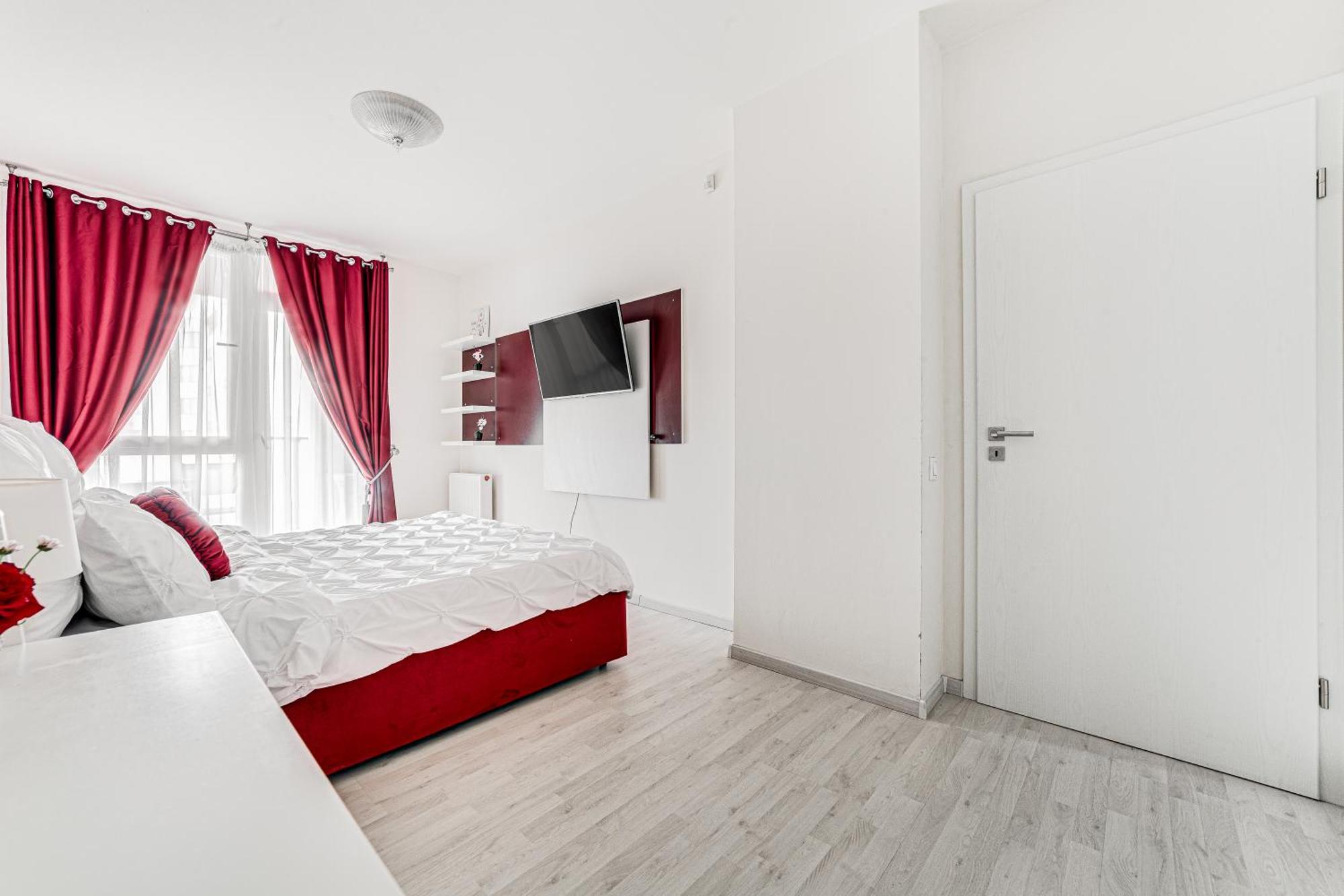 Ari - Ared Luxurious Apartments With Balcony & Free Parking Arad Luaran gambar